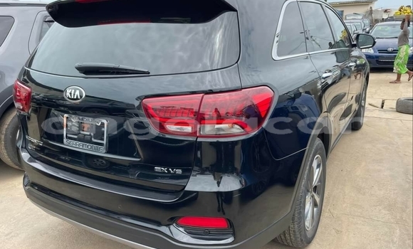 Acheter Occasion Voiture Kia Sorento Noir à Luanda, Province de Luanda Acheter Occasion Voiture Kia Sorento Noir à Luanda, Province de Luanda