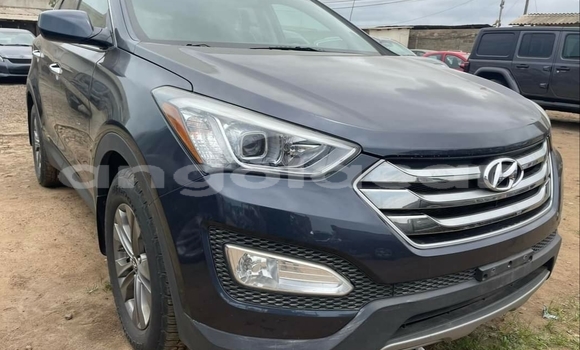 Buy Used Hyundai Santa Fe Other Car in Luanda in Luanda Province Buy Used Hyundai Santa Fe Other Car in Luanda in Luanda Province