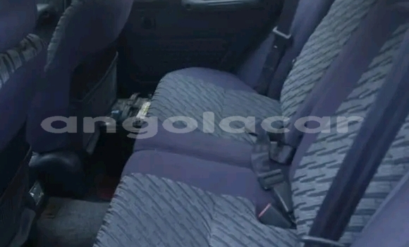 Buy Used Toyota RAV4 Red Car in Luena in Moxico Buy Used Toyota RAV4 Red Car in Luena in Moxico