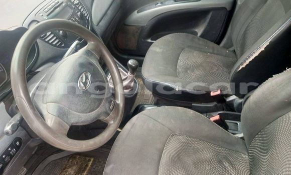 Comprar Usado Hyundai i10 Prata Carro em Luanda em Luanda Province Comprar Usado Hyundai i10 Prata Carro em Luanda em Luanda Province