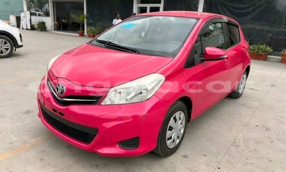 Buy Used Toyota Yaris Red Car in Luanda in Luanda Province Buy Used Toyota Yaris Red Car in Luanda in Luanda Province