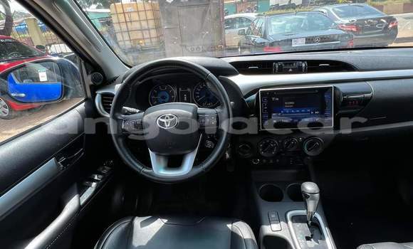 Buy Used Toyota Hilux Blue Car in Luanda in Luanda Province Buy Used Toyota Hilux Blue Car in Luanda in Luanda Province