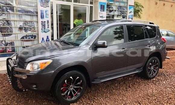 Buy Used Toyota RAV4 Black Car in Luanda in Luanda Province Buy Used Toyota RAV4 Black Car in Luanda in Luanda Province