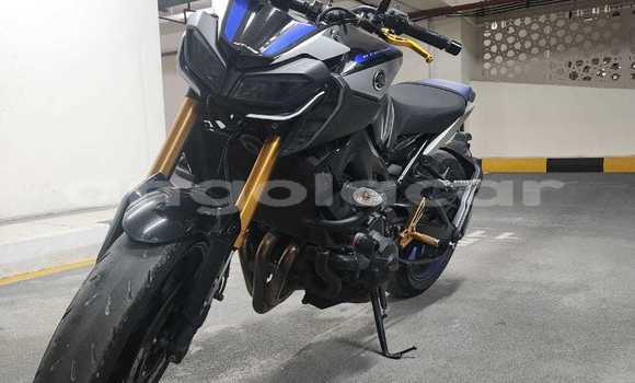 Buy Used Yamaha MT Blue Bike in Luanda in Luanda Province