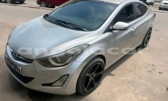 Comprar Usado Hyundai Elantra Outro Carro em Caconda em Huila Comprar Usado Hyundai Elantra Outro Carro em Caconda em Huila