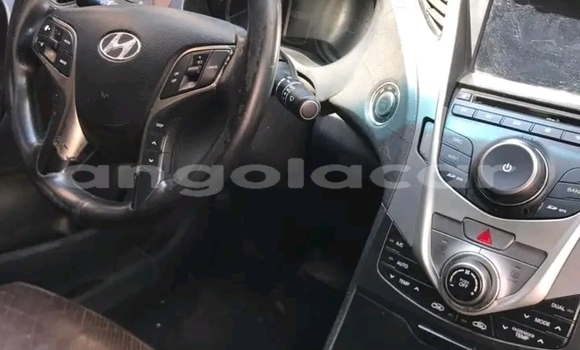Comprar Usado Hyundai Azera Vermelho Carro em Luanda em Luanda Province Comprar Usado Hyundai Azera Vermelho Carro em Luanda em Luanda Province