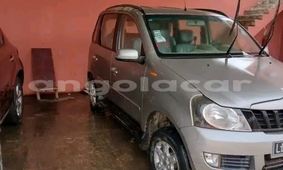 Comprar Usado Mahindra CJ-3 Outro Carro em Luanda em Luanda Province Comprar Usado Mahindra CJ-3 Outro Carro em Luanda em Luanda Province