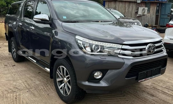 Acheter Occasion Voiture Toyota Hilux Noir à Luanda, Province de Luanda Acheter Occasion Voiture Toyota Hilux Noir à Luanda, Province de Luanda