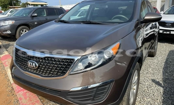 Buy Used Kia Sportage Brown Car in Luanda in Luanda Province