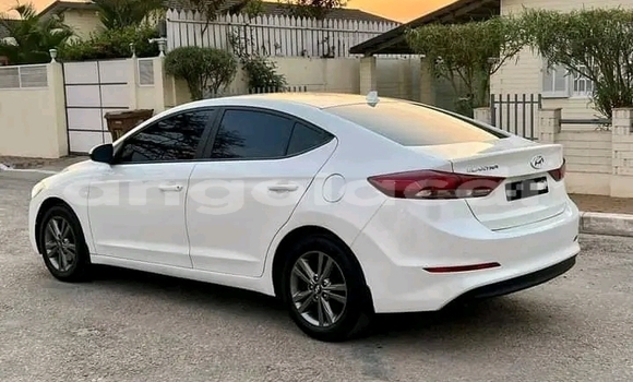 Comprar Usado Hyundai Elantra Branco Carro em Luanda em Luanda Province Comprar Usado Hyundai Elantra Branco Carro em Luanda em Luanda Province