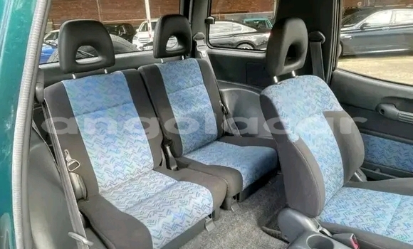 Acheter Occasion Voiture Toyota Corolla Rouge à Luanda, Province de Luanda Acheter Occasion Voiture Toyota Corolla Rouge à Luanda, Province de Luanda