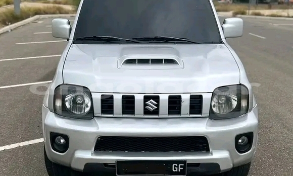 Buy Used Suzuki Jimny Silver Car in Luanda in Luanda Province Buy Used Suzuki Jimny Silver Car in Luanda in Luanda Province
