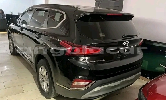 Acheter Occasion Voiture Hyundai Santa Fe Noir à Luanda, Province de Luanda Acheter Occasion Voiture Hyundai Santa Fe Noir à Luanda, Province de Luanda