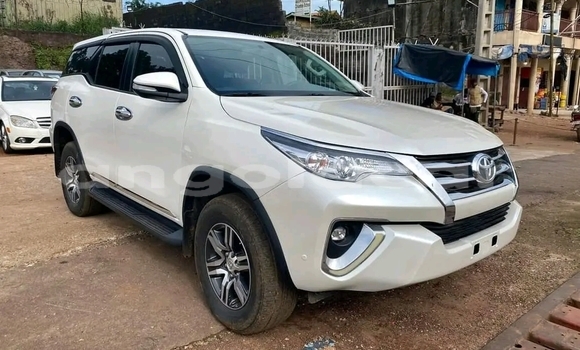 Buy Used Toyota Fortuner Other Car in Luanda in Luanda Province Buy Used Toyota Fortuner Other Car in Luanda in Luanda Province
