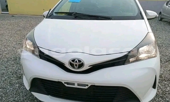 Comprar Usado Toyota Yaris Branco Carro em Luanda em Luanda Province Comprar Usado Toyota Yaris Branco Carro em Luanda em Luanda Province