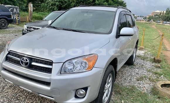 Buy Used Toyota RAV4 Silver Car in Luanda in Luanda Province Buy Used Toyota RAV4 Silver Car in Luanda in Luanda Province