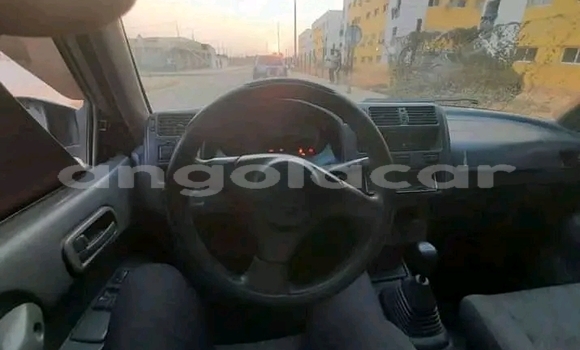 Comprar Usado Toyota RAV4 Azul Carro em Luanda em Luanda Province Comprar Usado Toyota RAV4 Azul Carro em Luanda em Luanda Province