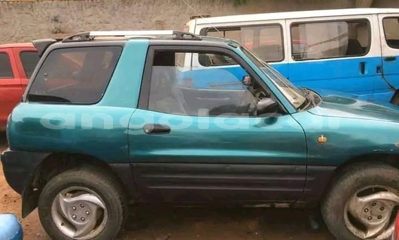 Comprar Usado Toyota RAV4 Outro Carro em Luanda em Luanda Province Comprar Usado Toyota RAV4 Outro Carro em Luanda em Luanda Province