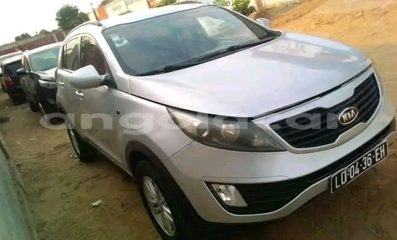Comprar Usado Kia Sportage Outro Carro em Luanda em Luanda Province