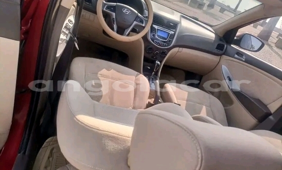 Comprar Usado Hyundai Accent Vermelho Carro em Luanda em Luanda Province Comprar Usado Hyundai Accent Vermelho Carro em Luanda em Luanda Province