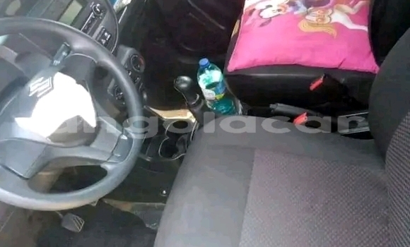 Comprar Usado Suzuki Spacia Preto Carro em Luanda em Luanda Province Comprar Usado Suzuki Spacia Preto Carro em Luanda em Luanda Province