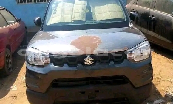 Comprar Usado Suzuki Spacia Preto Carro em Luanda em Luanda Province Comprar Usado Suzuki Spacia Preto Carro em Luanda em Luanda Province
