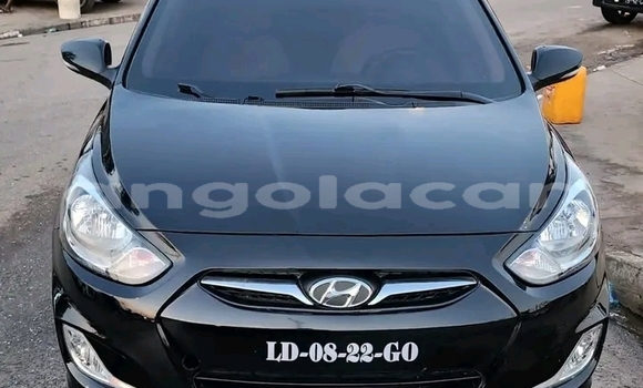 Acheter Occasion Voiture Hyundai Accent Noir à Luanda, Province de Luanda