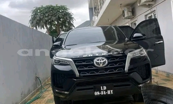 Acheter Occasion Voiture Toyota Fortuner Noir à Luanda, Province de Luanda Acheter Occasion Voiture Toyota Fortuner Noir à Luanda, Province de Luanda