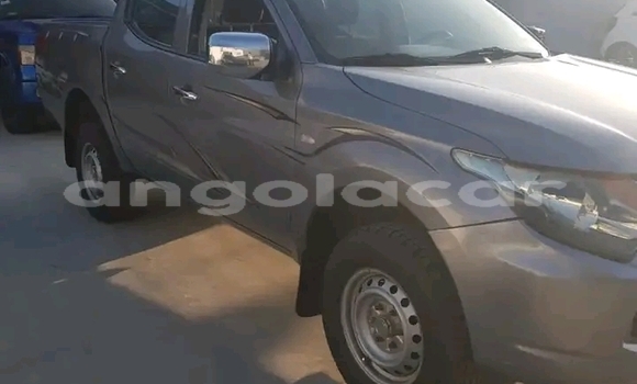 Comprar Usado Mitsubishi L200 Prata Carro em Luanda em Luanda Province Comprar Usado Mitsubishi L200 Prata Carro em Luanda em Luanda Province