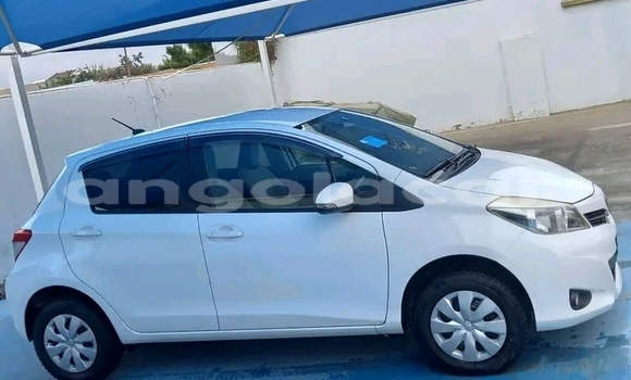 Comprar Usado Toyota Yaris Branco Carro em Luanda em Luanda Province Comprar Usado Toyota Yaris Branco Carro em Luanda em Luanda Province