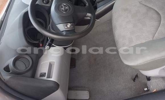 Buy Used Toyota RAV4 Silver Car in Luanda in Luanda Province Buy Used Toyota RAV4 Silver Car in Luanda in Luanda Province