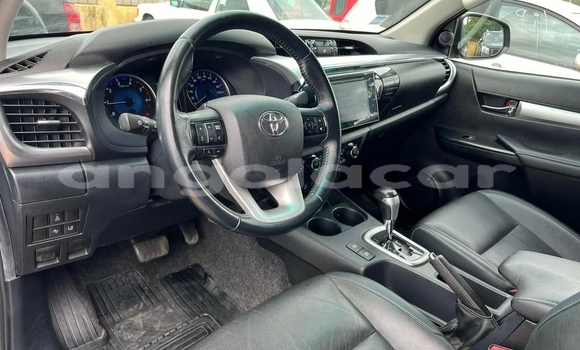 Acheter Occasion Voiture Toyota Hilux Gris à Luanda, Province de Luanda Acheter Occasion Voiture Toyota Hilux Gris à Luanda, Province de Luanda