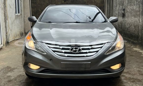 Buy Used Hyundai Sonata Silver Car in Luanda in Luanda Province