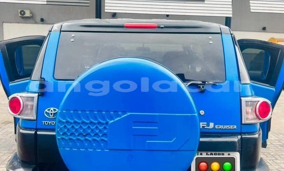 Comprar Usado Toyota FJ Cruiser Azul Carro em Luanda em Luanda Province Comprar Usado Toyota FJ Cruiser Azul Carro em Luanda em Luanda Province