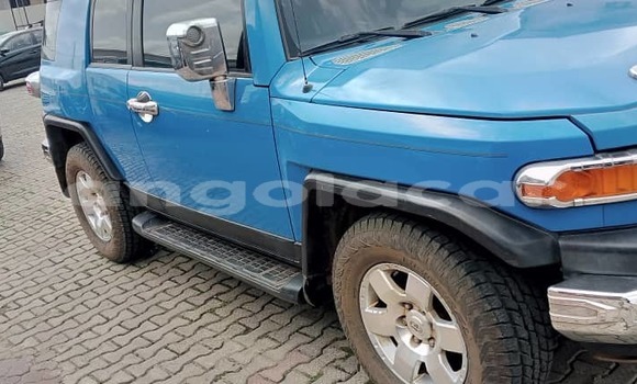 Comprar Usado Toyota FJ Cruiser Azul Carro em Luanda em Luanda Province Comprar Usado Toyota FJ Cruiser Azul Carro em Luanda em Luanda Province