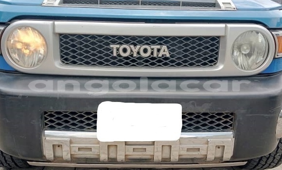Comprar Usado Toyota FJ Cruiser Azul Carro em Luanda em Luanda Province Comprar Usado Toyota FJ Cruiser Azul Carro em Luanda em Luanda Province