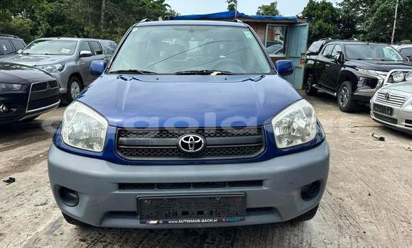 Comprar Usado Toyota RAV4 Azul Carro em Luanda em Luanda Province