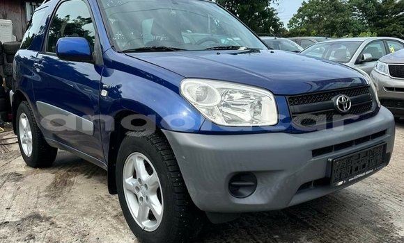 Acheter Occasion Voiture Toyota RAV4 Bleu à Luanda, Province de Luanda Acheter Occasion Voiture Toyota RAV4 Bleu à Luanda, Province de Luanda
