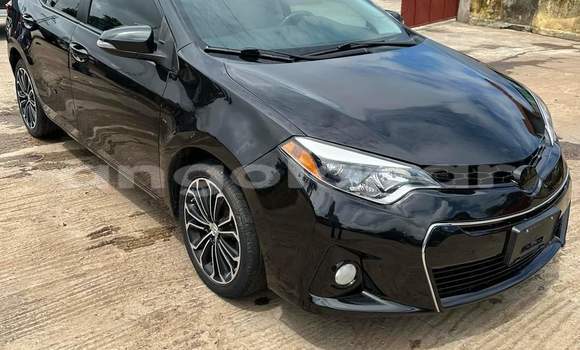Buy Used Toyota Corolla Black Car in Luanda in Luanda Province