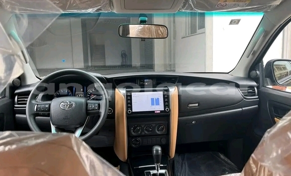 Comprar Usado Toyota Fortuner Preto Carro em Luanda em Luanda Province Comprar Usado Toyota Fortuner Preto Carro em Luanda em Luanda Province