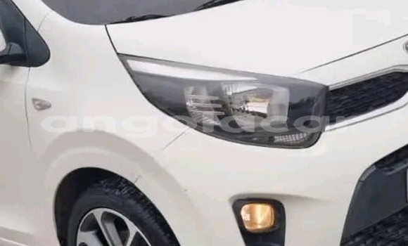 Acheter Occasion Voiture Kia Morning Blanc à Luanda, Province de Luanda Acheter Occasion Voiture Kia Morning Blanc à Luanda, Province de Luanda