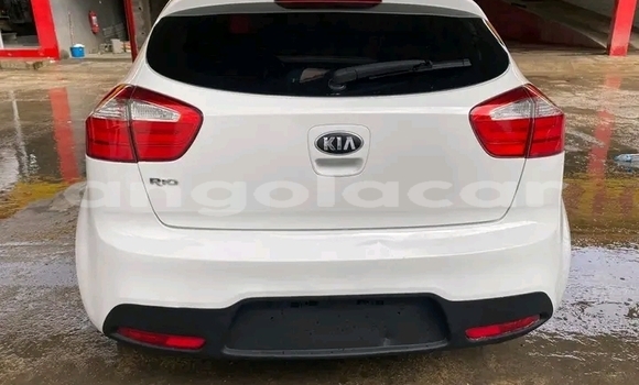 Buy Used Kia rio White Car in Luanda in Luanda Province Buy Used Kia rio White Car in Luanda in Luanda Province