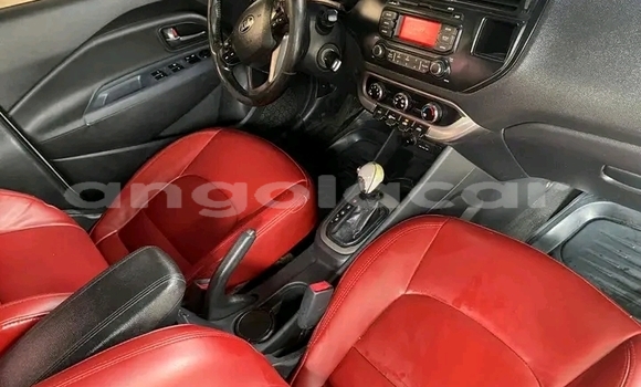 Buy Used Kia rio White Car in Luanda in Luanda Province Buy Used Kia rio White Car in Luanda in Luanda Province