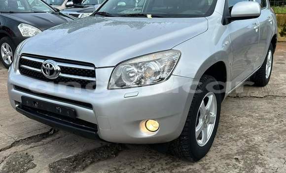 Buy Used Toyota RAV4 Silver Car in Luanda in Luanda Province