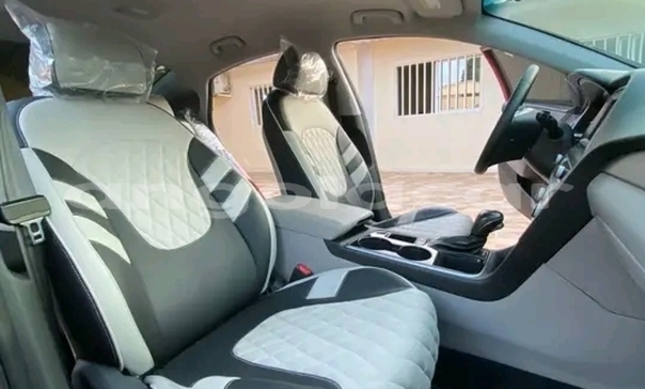 Buy Used Hyundai Sonata Red Car in Luanda in Luanda Province Buy Used Hyundai Sonata Red Car in Luanda in Luanda Province