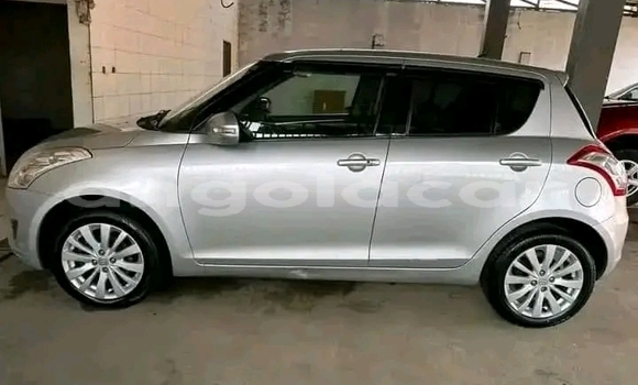 Acheter Occasion Voiture Suzuki Swift Gris à Luanda, Province de Luanda Acheter Occasion Voiture Suzuki Swift Gris à Luanda, Province de Luanda