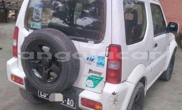 Comprar Usado Suzuki Jimny Branco Carro em Luanda em Luanda Province