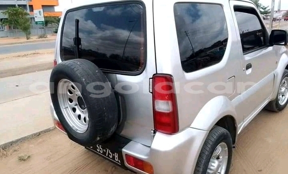 Acheter Occasion Voiture Suzuki Jimny Gris à Luanda, Province de Luanda Acheter Occasion Voiture Suzuki Jimny Gris à Luanda, Province de Luanda