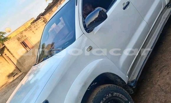 Comprar Usado Toyota Hilux Branco Carro em Luanda em Luanda Province Comprar Usado Toyota Hilux Branco Carro em Luanda em Luanda Province