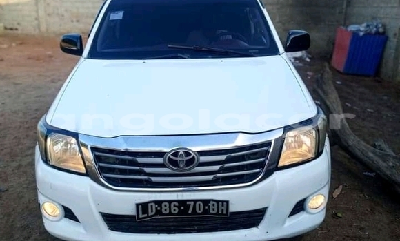 Comprar Usado Toyota Hilux Branco Carro em Luanda em Luanda Province Comprar Usado Toyota Hilux Branco Carro em Luanda em Luanda Province